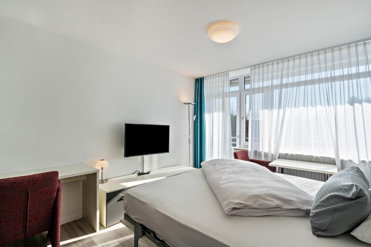Appartement Huber Living Basic 106 à Germering Extérieur photo